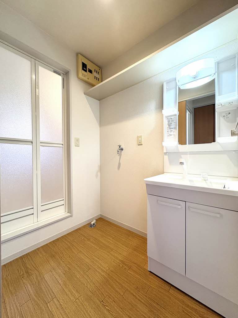 リヴ　アヴェニール　Ａ棟　＊＊ A0201号-5