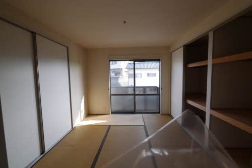 リヴ　アヴェニール　Ｂ棟　＊＊ B0201号-7