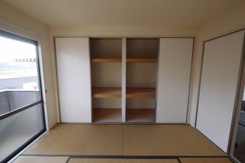 リヴ　アヴェニール　Ｂ棟　＊＊ B0201号-9