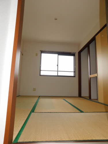 キャッスルハイツ　Ｃ棟　＊＊ A0202号-11