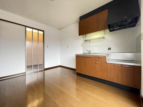 バリュージュ雄希　Ｂ棟　＊＊ B0201号-3