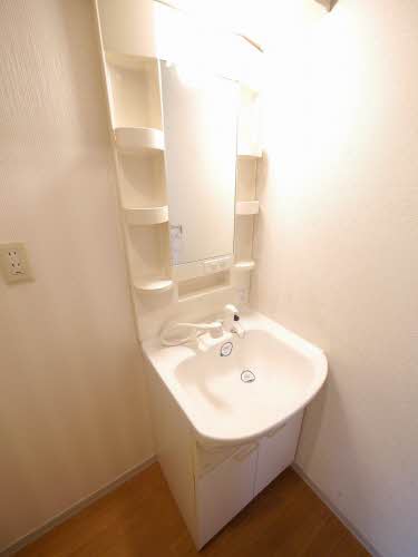 咲ら坂　Ｅ棟　＊ E0102号-7