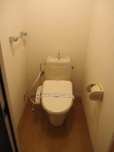 シャーメゾン古城　Ｂ棟　＊ B0202号-2