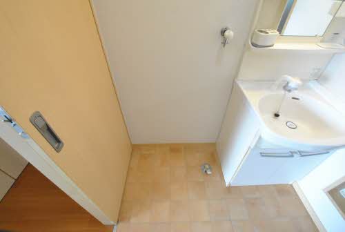 バリュージュ　＊＊　Ｂ棟 B0201号-5