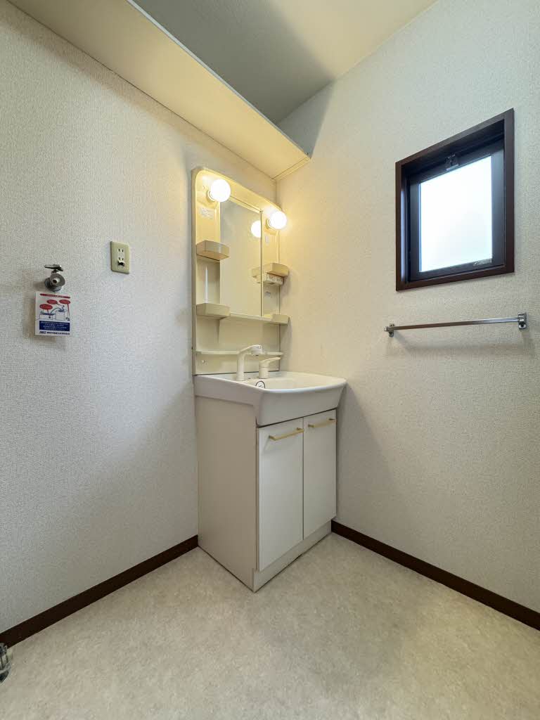 フォーレス中古賀　Ｂ棟　＊＊ B0102号-6