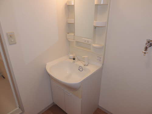 グラン・シャーメゾン　Ｂ棟　＊＊ B0101号-8