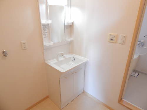 バリュージュたかき　Ｂ棟　＊ B0201号-5