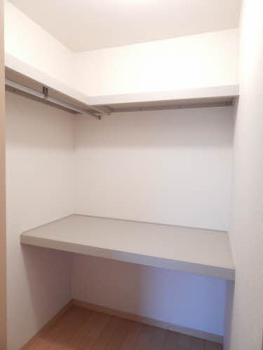 エバーグリーン桜町 B棟 * B0202号-8