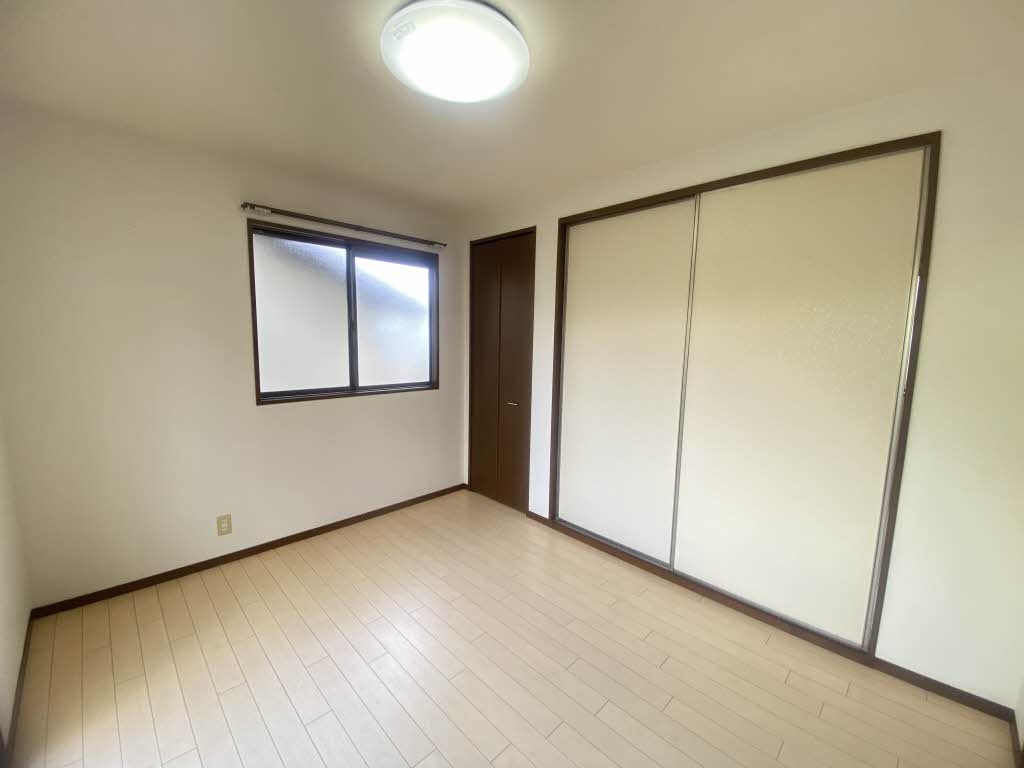 グリンヴェル　Ｂ棟　＊＊ B0101号-14