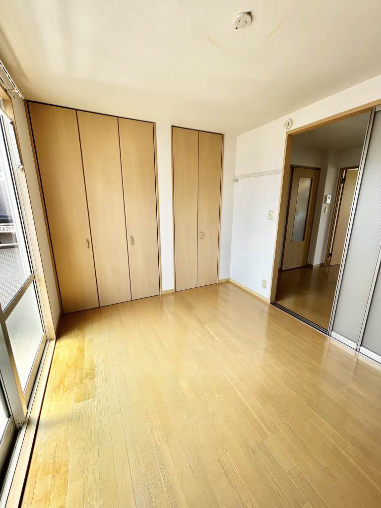 ラ・プラス神野　Ｂ棟　＊＊ B0202号-3