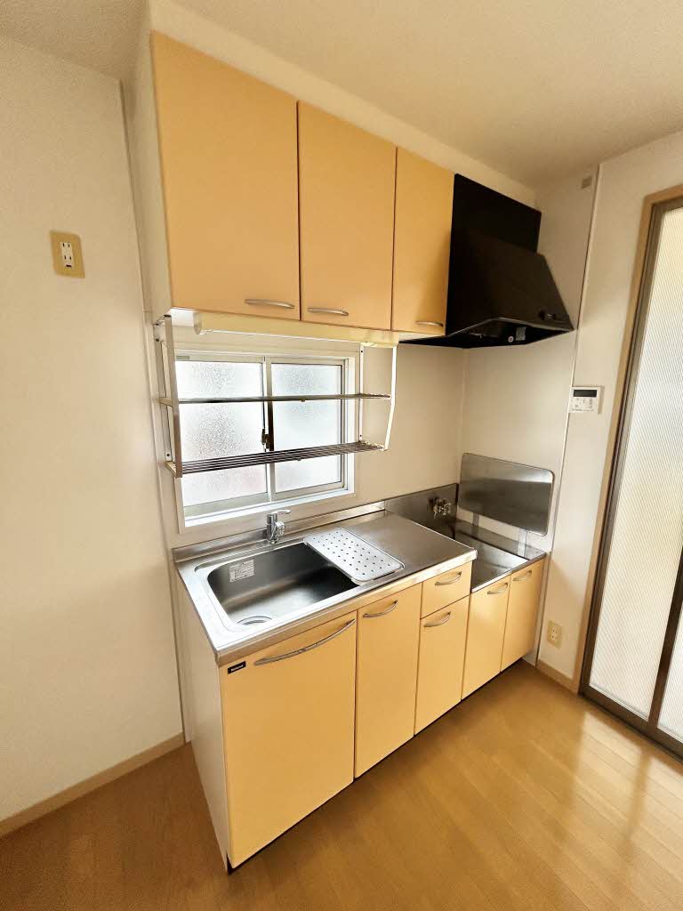 ラ・プラス神野　Ｂ棟　＊＊ B0202号-6