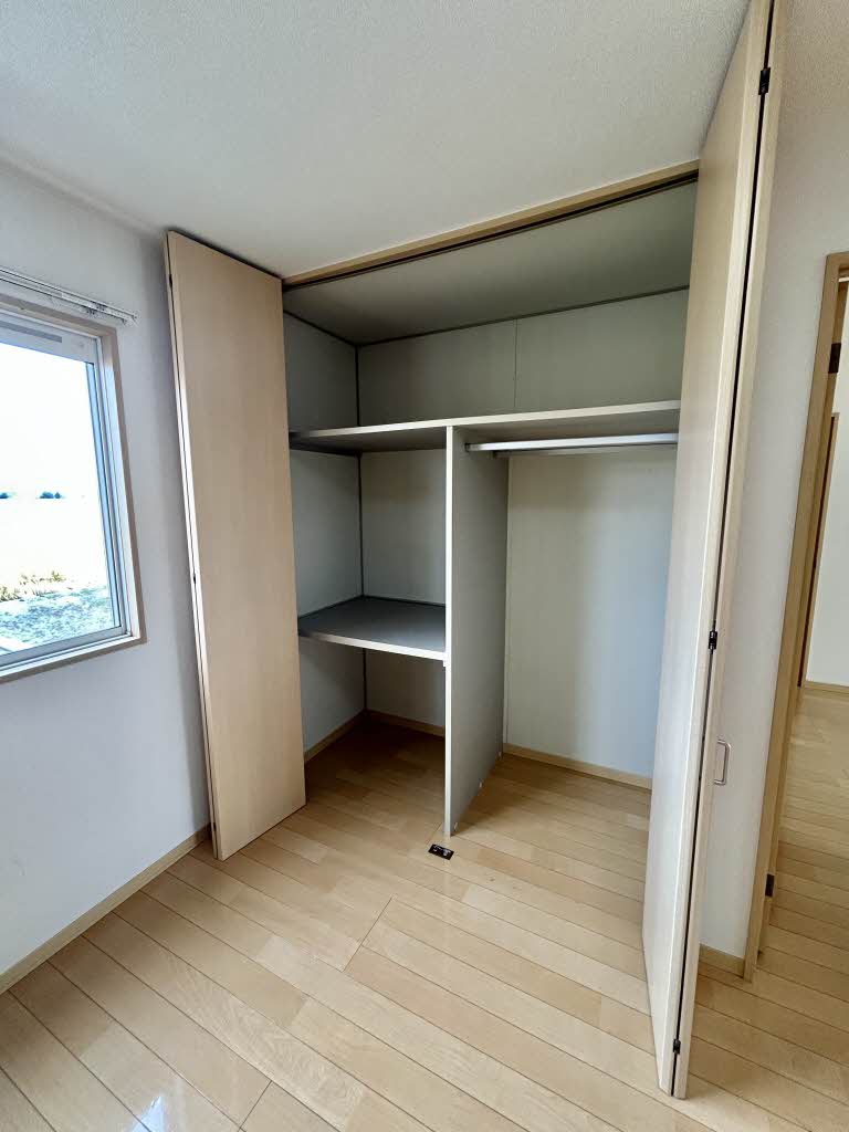 ウエスト・ヴィレッヂ　Ａ棟　＊＊ A0101号-5