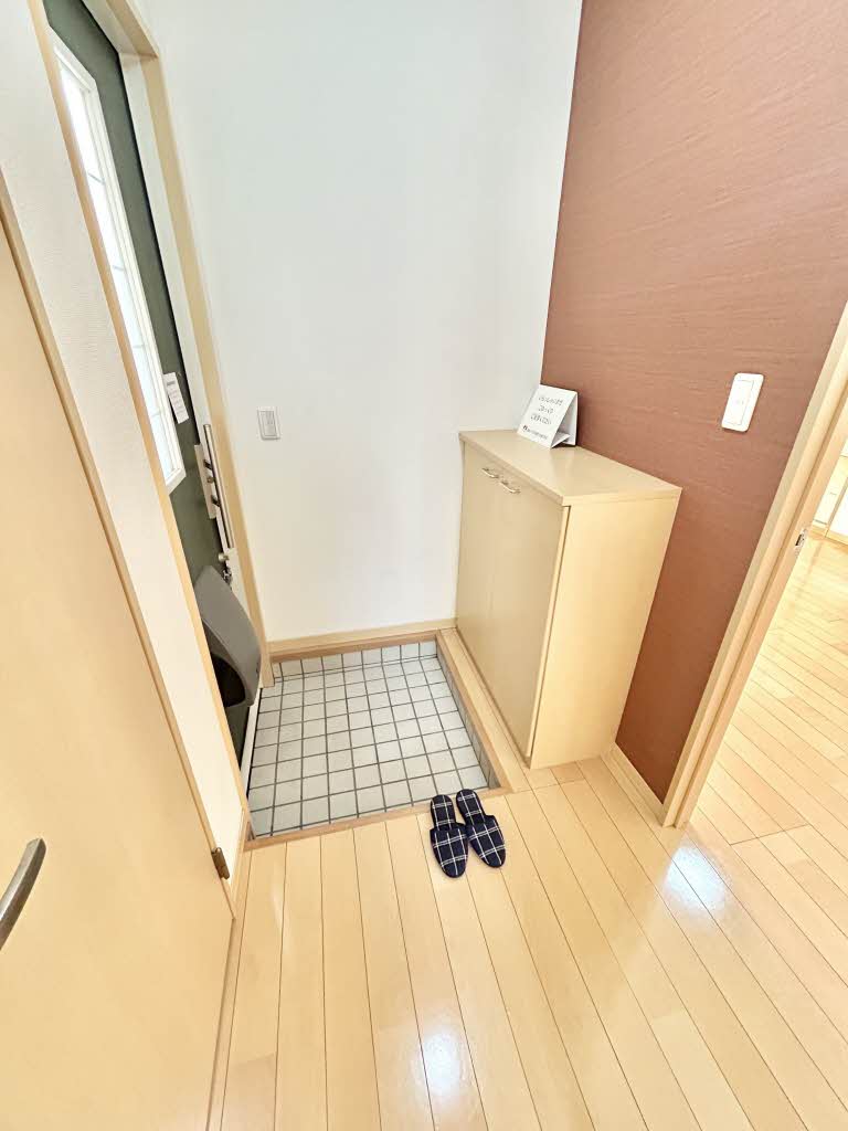 ウエスト・ヴィレッヂ　Ａ棟　＊＊ A0101号-7