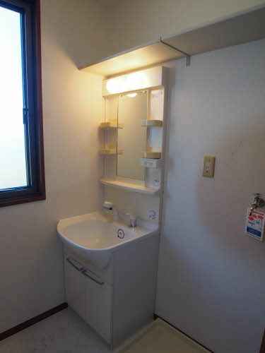 メゾン　フリージア　Ａ棟　＊ A0102号-8