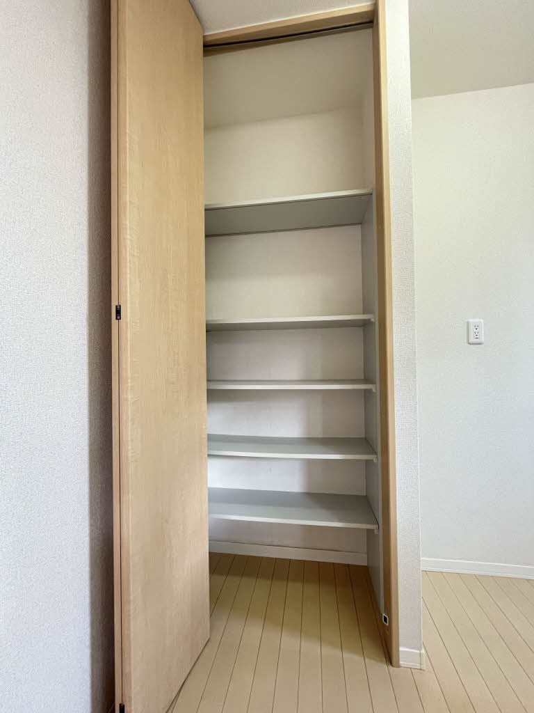 フォーレス’０３　＊ A0101号-15