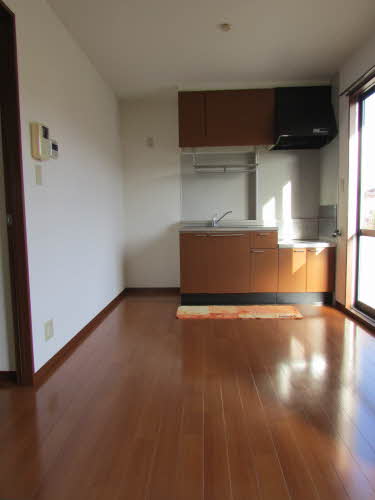 フォーレス・いすず　Ｂ棟　＊＊ B0101号-3