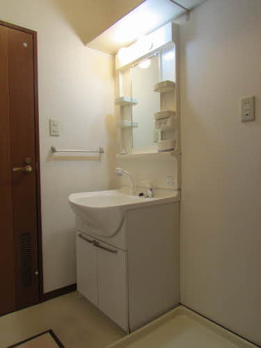 フォーレス・いすず　Ｂ棟　＊＊ B0101号-10