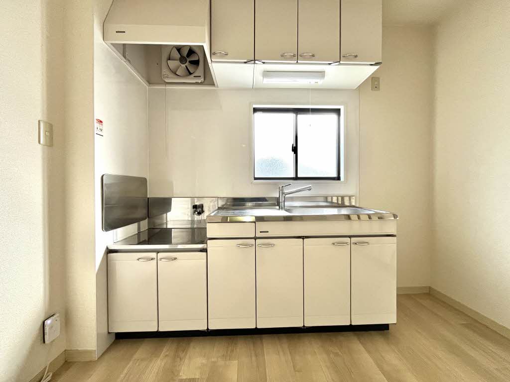 フォーレスアナイ　Ｂ棟　＊ B0101号-3