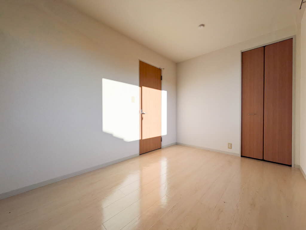 グランドール　Ａ棟　＊＊ A0102号-5