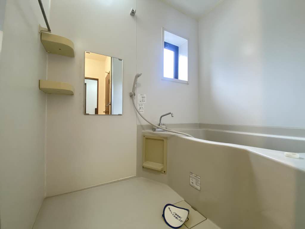 マイフローラ　Ｂ棟　＊ B0101号-4