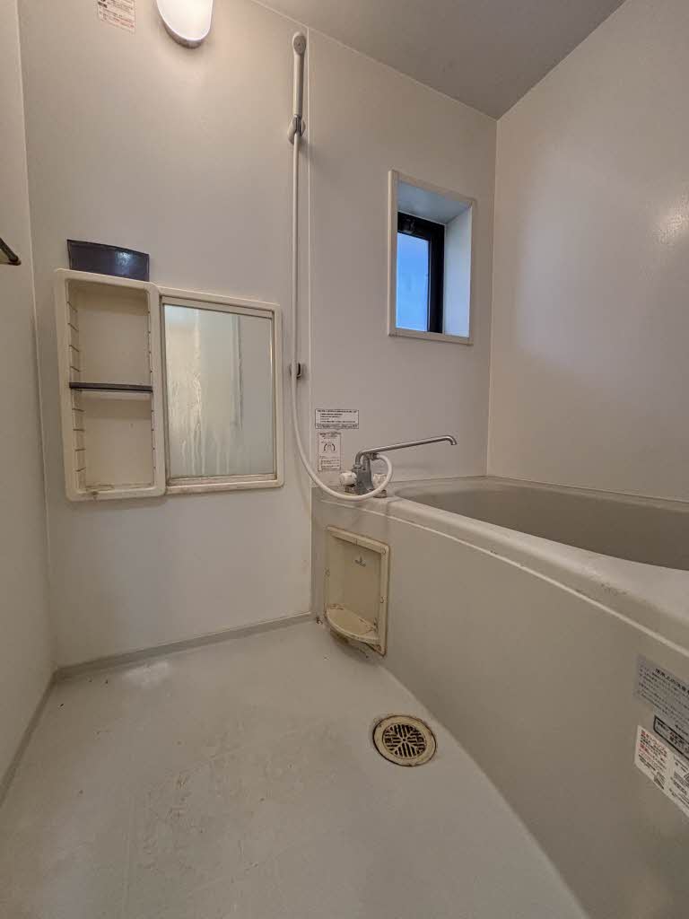 シャーメゾンさつき　＊＊ A0102号-4