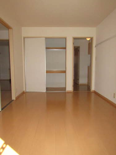 シャーファミールＫ　＊＊ A0101号-5