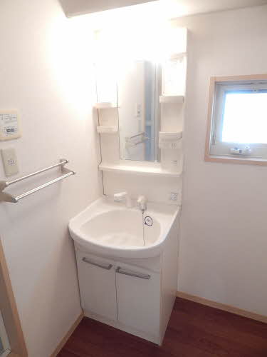 メゾン・ド・カメリア　Ｂ棟　＊ B0201号-5