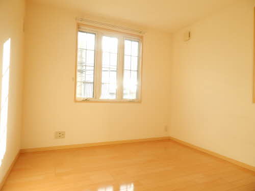 メゾン・ド・カメリア　Ｂ棟　＊ B0201号-8