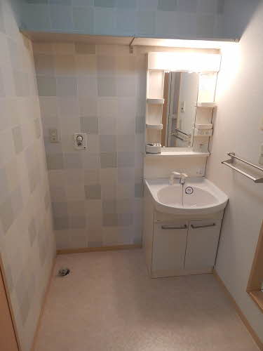 メゾン・ド・カメリア　Ｅ棟　＊ E0102号-4