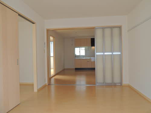 花ぞ野ローズガーデン　Ｅ棟　＊ E0101号-2