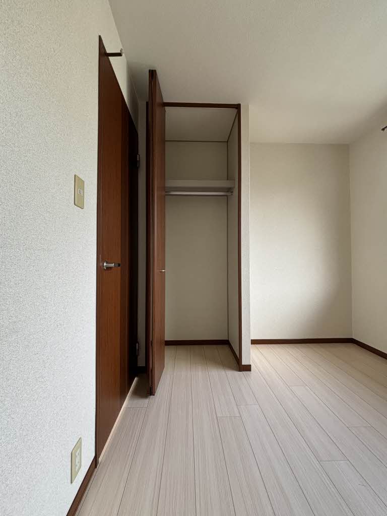 花ぞ野ローズガーデン　Ｈ棟　＊ H0202号-8