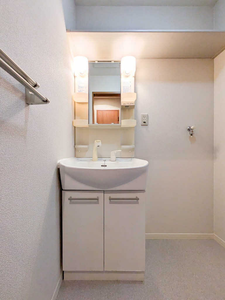 サンモール・コリーヌ　Ｄ棟 D0202号-7