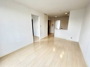 ラ　シエロ　Ｃ棟　＊＊ C0203号-2