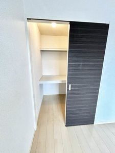 ラ　シエロ　Ｃ棟　＊＊ C0203号-6