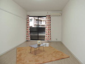 メゾンドマモール　＊＊ A0206号-2