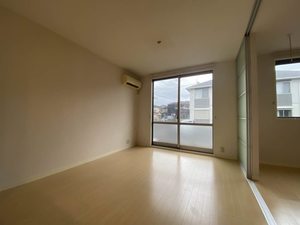 メゾン　エクレール　Ｆ棟　＊＊ F0102号-2