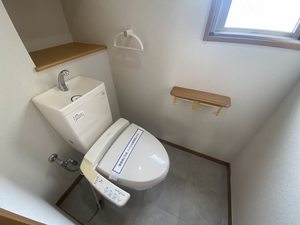 アネシス片野　＊＊ A0203号-6