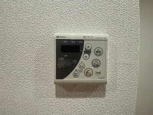 アネシス片野　＊＊ A0203号-15