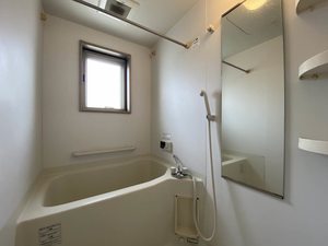 アネシス片野　＊＊ A0503号-4