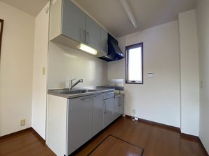 ラフィネ中曽根 A棟 ** A0102号-3