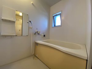 ラフィネ中曽根 A棟 ** A0102号-4