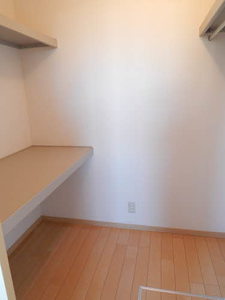 シャンテⅡ　Ｂ棟　＊＊ B0101号-5