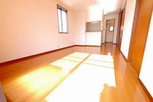 ユタカの里　Ｂ棟　＊ B0201号-2