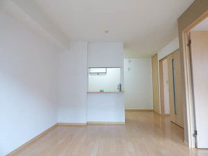 ラ・ティエラⅡ　＊ A0103号-3