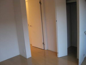 ジョイコート　Ｂ棟　＊＊ B0102号-8