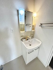 ジョイコート　Ｂ棟　＊＊ B0102号-9
