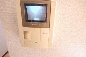 ファミリアコーポレーション　Ⅲ棟　＊＊ C0102号-8
