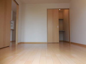 アベニュー　Ａ棟　＊＊ A0102号-7