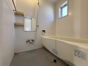 ストーク　２番館　Ｂ棟　＊＊ B0101号-4