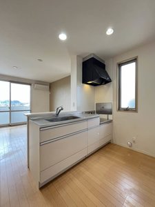 メゾン花咲　弐番館　＊ B0203号-3